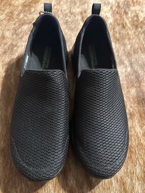 Skechers GoWalk Goga Max Shoes - Womens 8 NWT